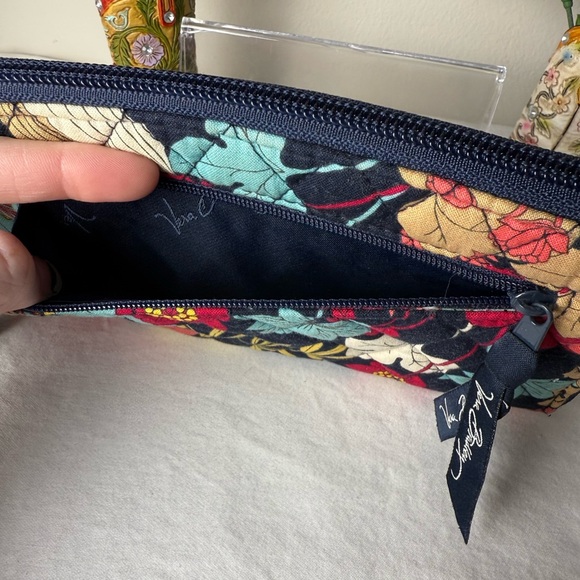 Vera Bradley Zip Around Wallet Happy Snails Wristlet ID Coin Card Holder EUC - Picture 3 of 4